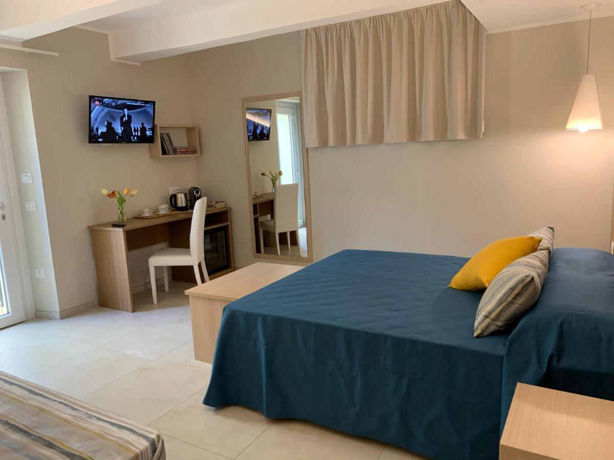Malu Best Rooms - Tropea Eksteriør billede